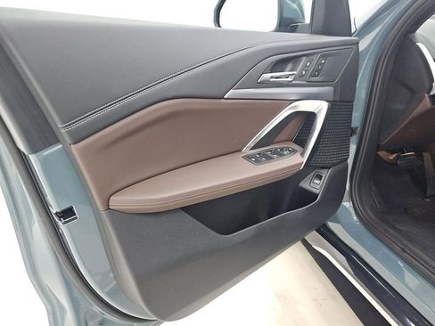 Used 2025 BMW X1 xDrive28i image 8
