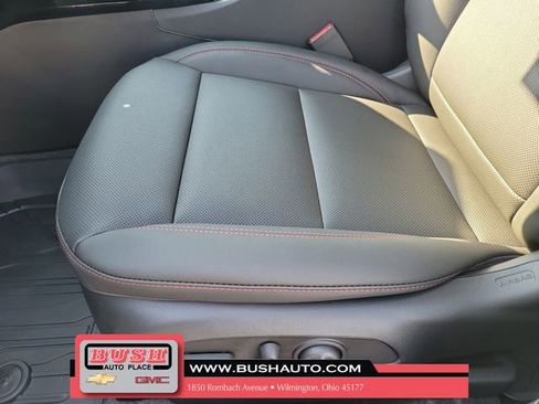 New 2026 Chevrolet Trax RS w/ Sunroof Package FWD image 18
