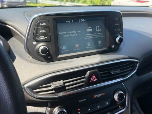Used 2019 Hyundai Santa Fe SE AWD/4WD image 22