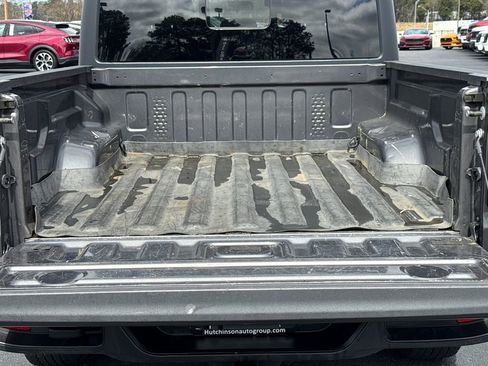 Used 2021 Jeep Gladiator Sport AWD/4WD image 18