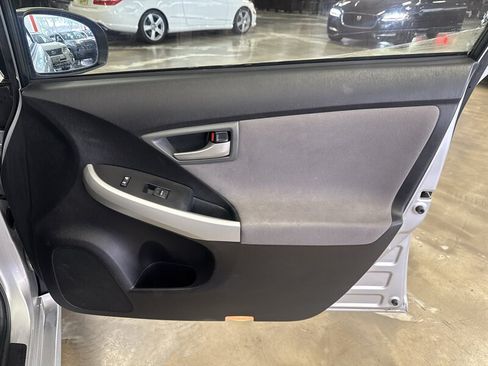 Used 2014 Toyota Prius Prime Plug-In Hybrid FWD image 18