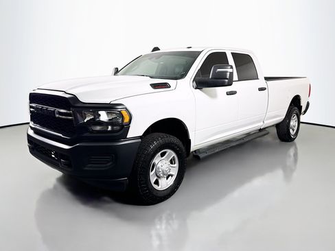 Used 2024 RAM 2500 Tradesman w/ Safety Group AWD/4WD image 4