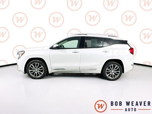 Used 2023 GMC Terrain Denali w/ Denali Premium Package image 4