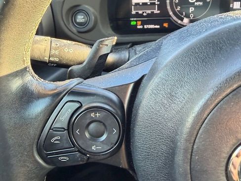 Used 2022 Toyota GR86 Premium w/ ALL Weather Mat Package (TMS) RWD image 17