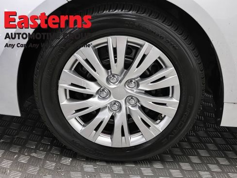Used 2022 Toyota Corolla LE FWD image 31
