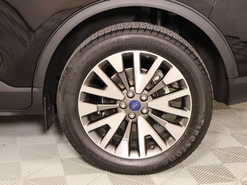 Used 2022 Ford Escape Titanium AWD/4WD image 19