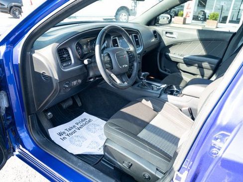 Used 2021 Dodge Charger SXT w/ Blacktop Package image 14