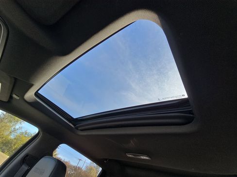 Used 2021 Chevrolet Silverado 3500 High Country w/ Technology Package image 22