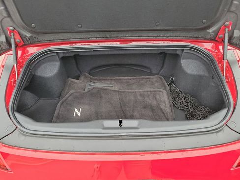 Used 2005 Nissan 350Z Grand Touring image 9