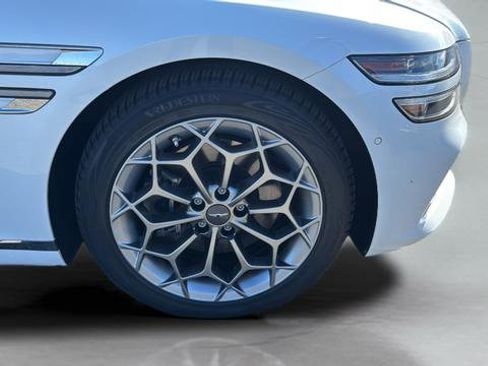 Used 2022 Genesis G80 2.5T w/ Prestige Package image 22