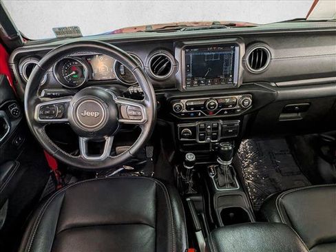 Used 2021 Jeep Wrangler Unlimited Sahara AWD/4WD image 23