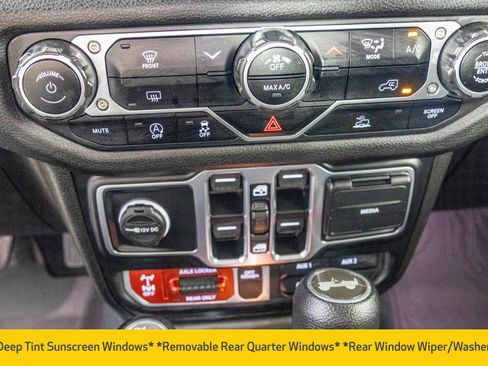 Used 2024 Jeep Wrangler Willys image 29