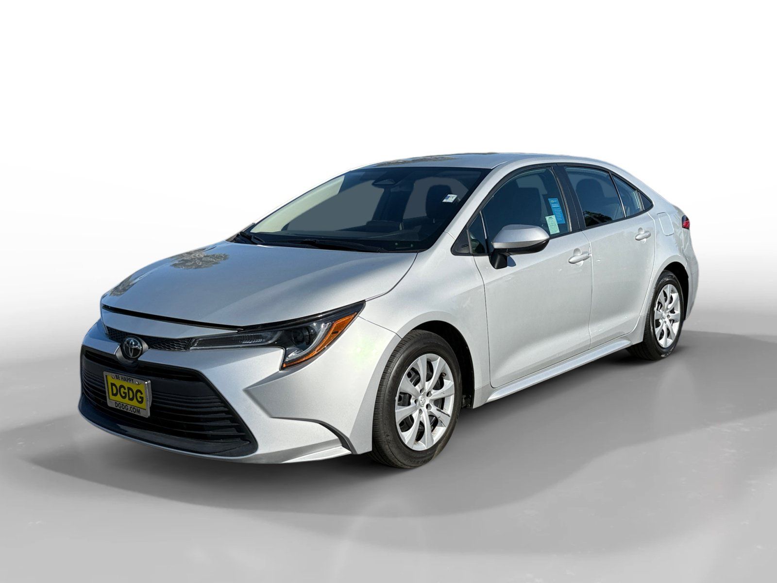 Used 2024 Toyota Corolla LE FWD image 1