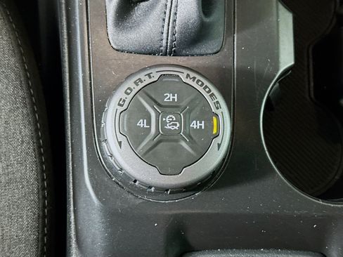 Used 2025 Ford Bronco Big Bend image 26