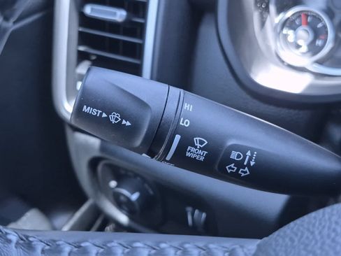 Used 2021 RAM 1500 Big Horn AWD/4WD image 25