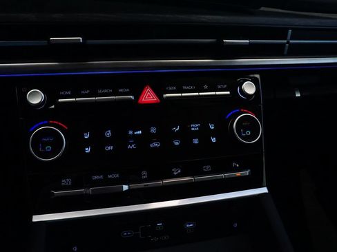 New 2026 Hyundai Santa Fe Limited FWD image 11