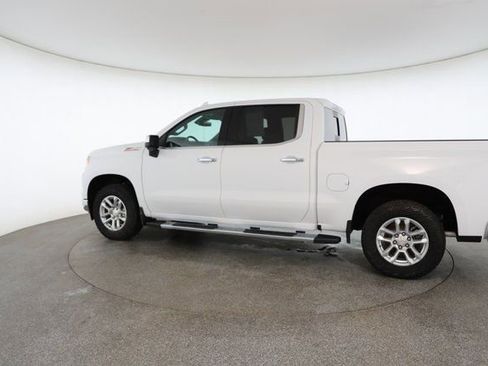 Used 2025 Chevrolet Silverado 1500 LTZ w/ Z71 Off-Road Package image 8