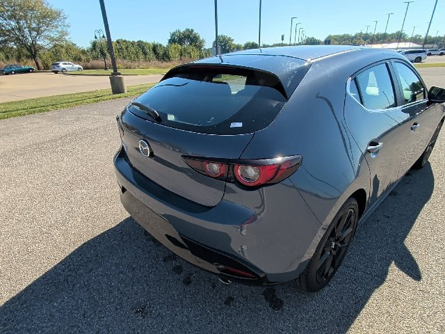 Used 2026 MAZDA MAZDA3 Carbon AWD/4WD image 6