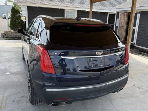 Used 2017 Cadillac XT5 Luxury w/ Driver Awareness Package FWD image 13