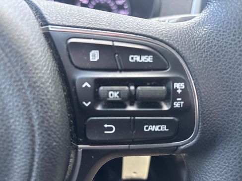 Used 2017 Kia Optima LX FWD image 15