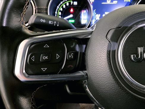 Used 2021 Jeep Wrangler Unlimited Sahara image 17