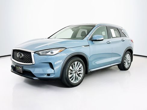 Used 2023 INFINITI QX50 Luxe AWD/4WD image 3