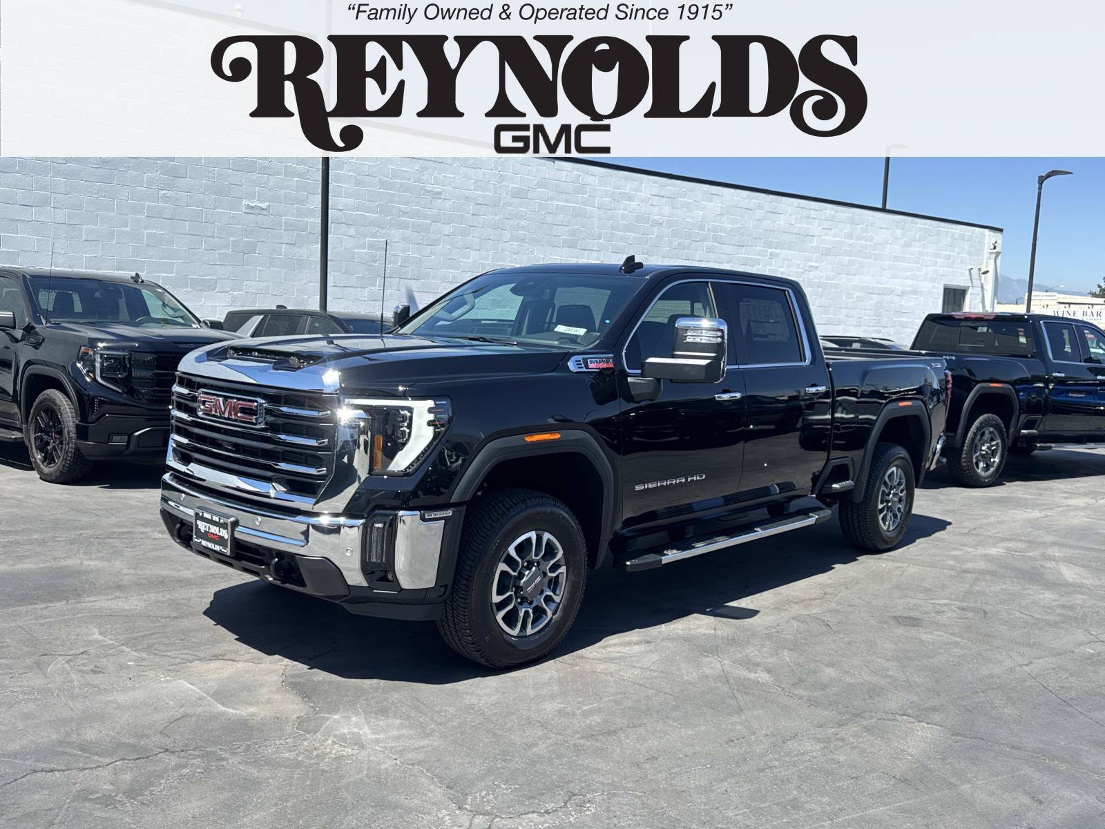 New 2026 GMC Sierra 2500 SLT w/ Max Trailering Package AWD/4WD image 1