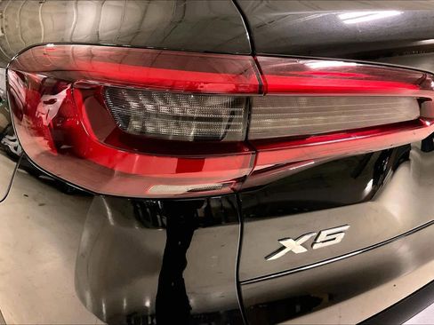 Certified 2023 BMW X5 xDrive40i w/ Premium Package image 27