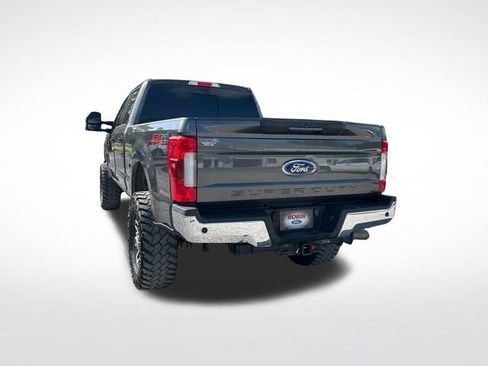 Used 2017 Ford F250 Lariat w/ Lariat Ultimate Package AWD/4WD image 3