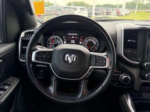 Used 2022 RAM 1500 Big Horn RWD image 11