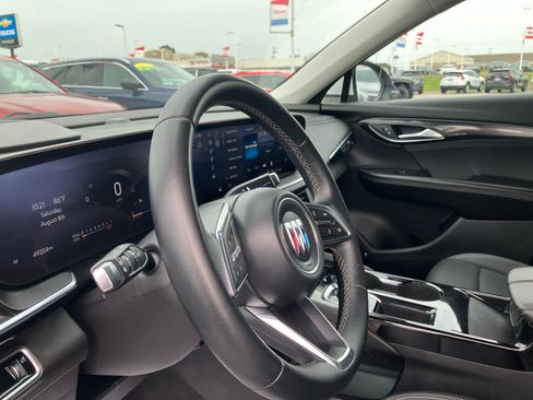 Used 2024 Buick Envision Preferred AWD/4WD image 9