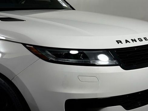 New 2026 Land Rover Range Rover Sport Dynamic SE AWD/4WD image 16