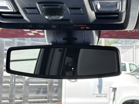 Used 2022 Chevrolet Tahoe LT w/ Luxury Package image 36