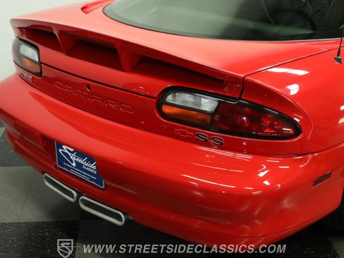 Used 2002 Chevrolet Camaro Z28 w/ SS Performance/Appearance Pkg RWD image 25