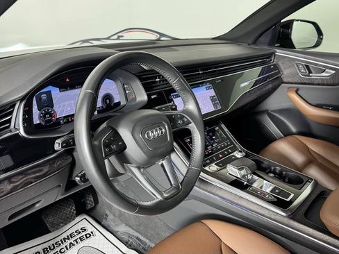 Used 2020 Audi Q8 Premium Plus AWD/4WD image 12