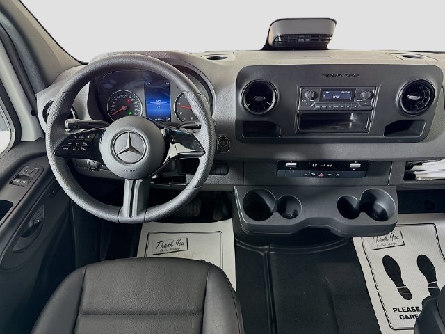 Used 2026 Mercedes-Benz Sprinter 4500 image 21