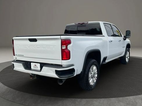 Used 2020 Chevrolet Silverado 2500 High Country w/ Z71 Off-Road Package AWD/4WD image 5