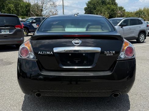 Used 2012 Nissan Altima 3.5 SR w/ Sport Pkg FWD image 5