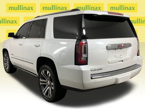 Used 2020 GMC Yukon Denali w/ Denali Premium Package image 8