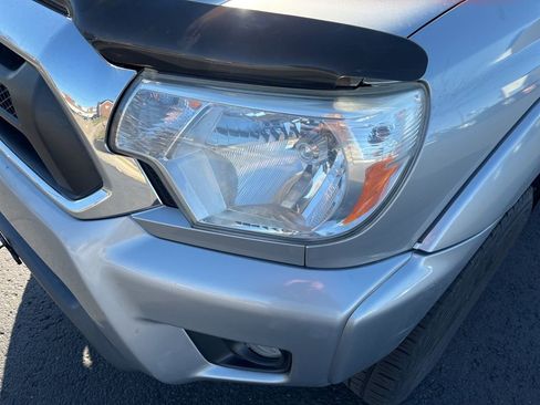 Used 2015 Toyota Tacoma PreRunner w/ SR5 Package image 13