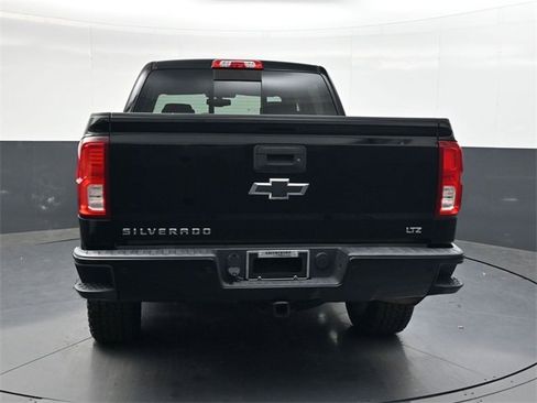 Used 2017 Chevrolet Silverado 1500 LTZ Z71 w/ LTZ Plus Package image 5