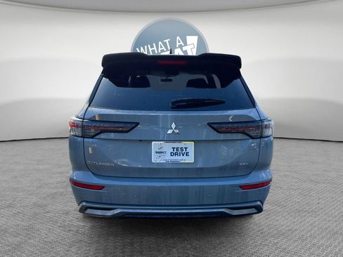 New 2026 Mitsubishi Outlander SEL FWD image 6