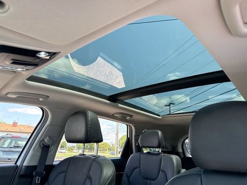 Used 2022 Kia Sorento SX FWD image 22