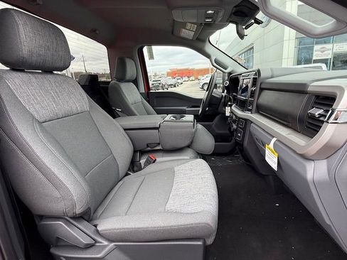 New 2025 Ford F350 XLT image 18