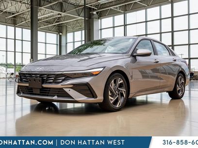 Used 2025 Hyundai Elantra SEL