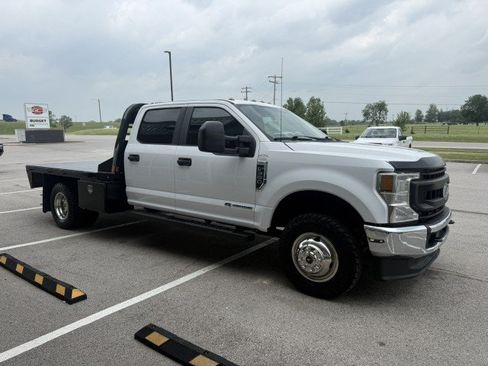 Used 2021 Ford F350 XL w/ Power Equipment Group AWD/4WD image 3