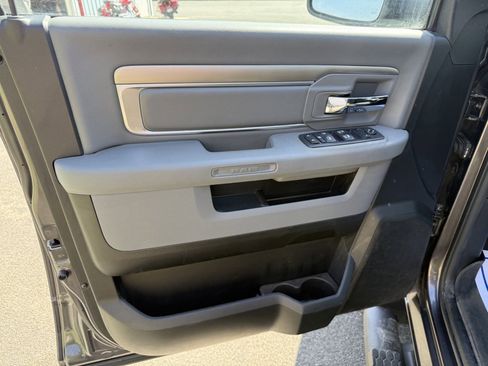 Used 2019 RAM 1500 Classic Warlock AWD/4WD image 16