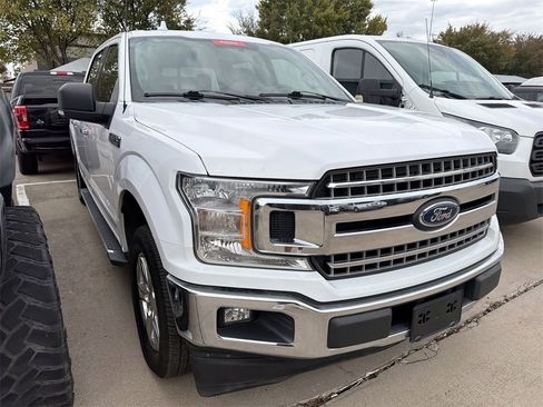 Used 2018 Ford F150 XLT w/ Equipment Group 302A Luxury image 2
