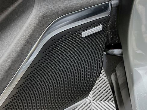 New 2026 GMC Acadia Elevation w/ Black Edition AWD/4WD image 17