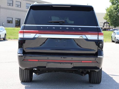 Used 2024 Lincoln Navigator L 4WD image 10